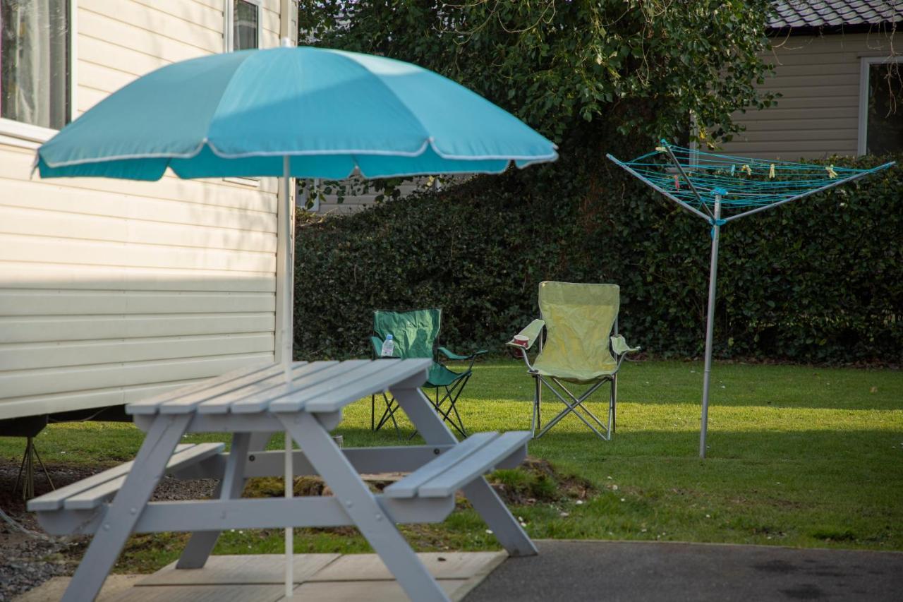 41 Orchard Bank, 3 Bed, Rockley Park Poole Villa Bagian luar foto