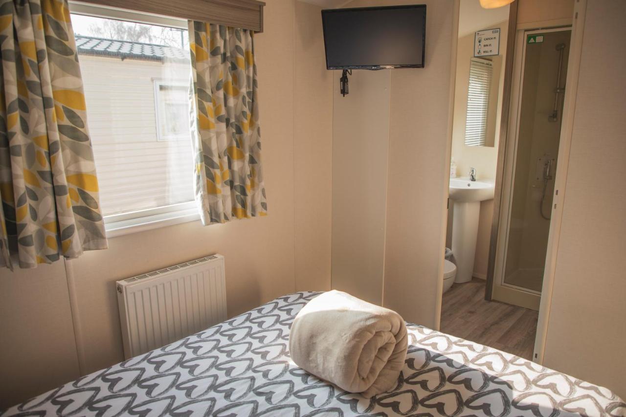 41 Orchard Bank, 3 Bed, Rockley Park Poole Villa Bagian luar foto