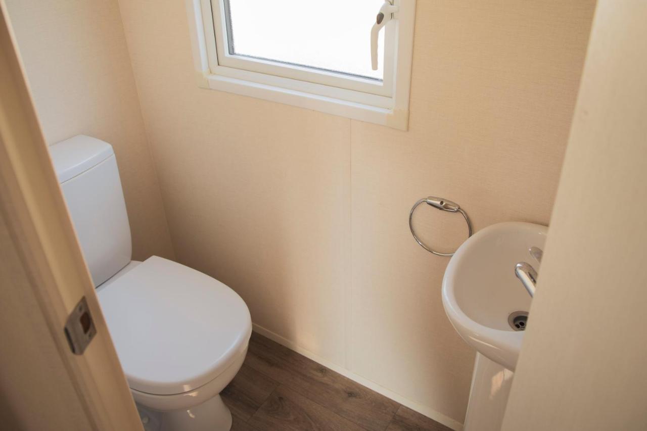 41 Orchard Bank, 3 Bed, Rockley Park Poole Villa Bagian luar foto